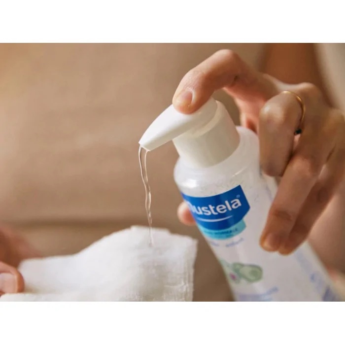 Mustela Eau nettoyante sans rinçage 300ml – Image 2