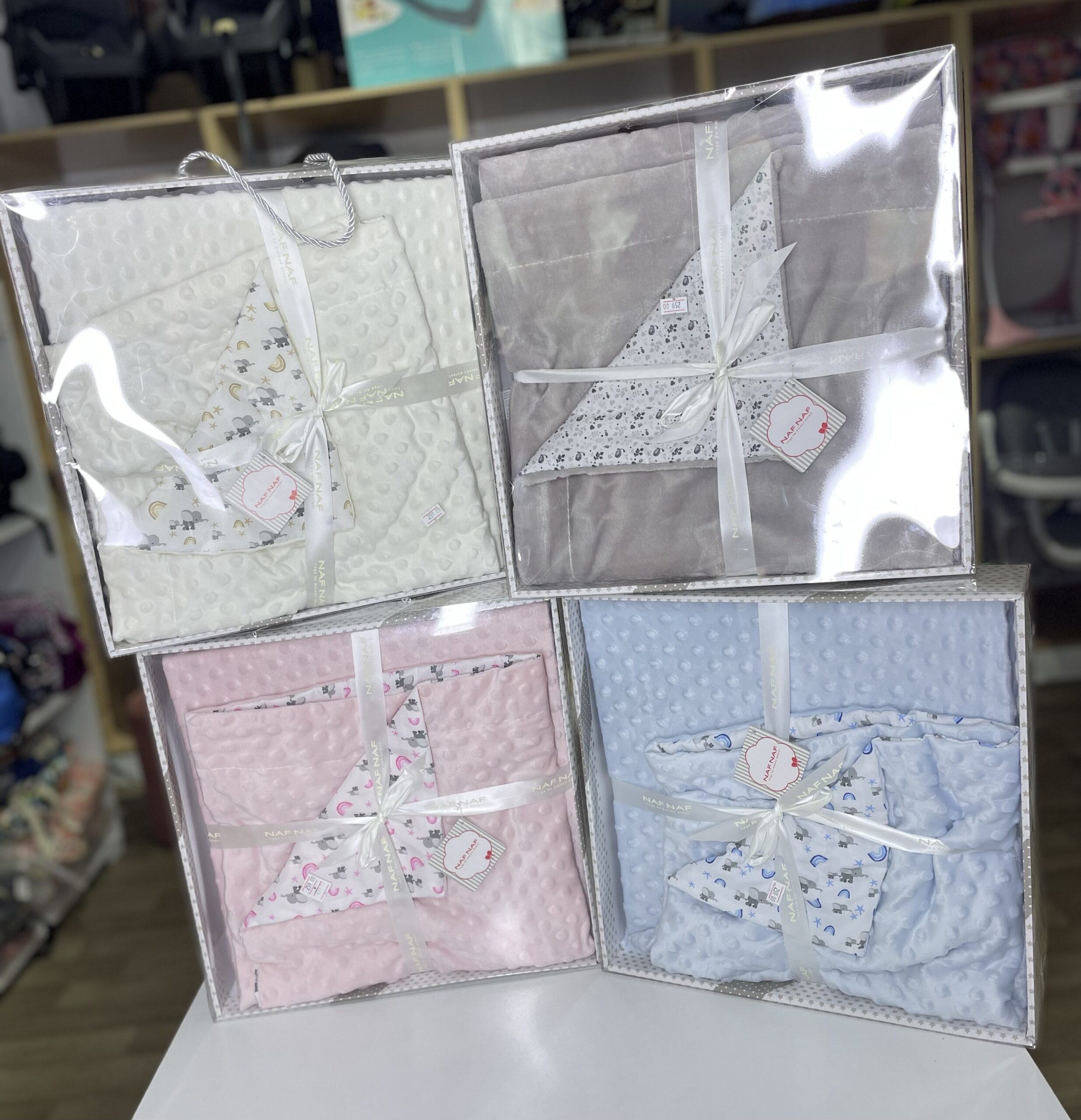 Couverture bulles imprimée Eléphant 110×140 – NAF NAF