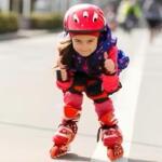 ROLLERS POUR ENFANTS AVEC CASQUE ET PROTECTION
