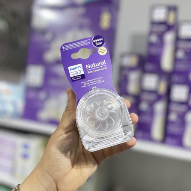 Lot de 2 tétines Natural 3 Mois + 4 Trous – Philips Avent